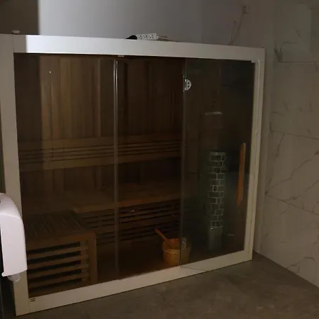 Zeromskiego 17 - Insel *