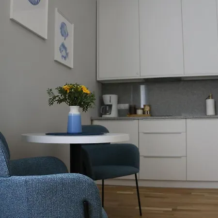 Zeromskiego 17 - Insel